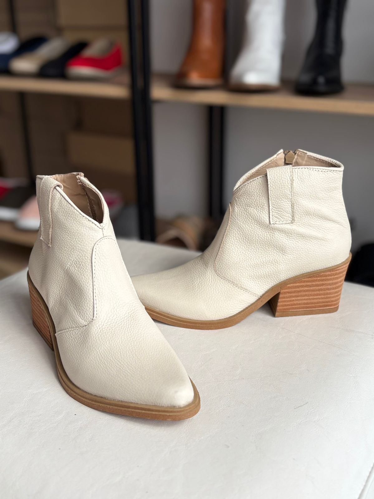 Thumbnail img_01KM6TFK7CYGC2VXTDGR0YHTZV